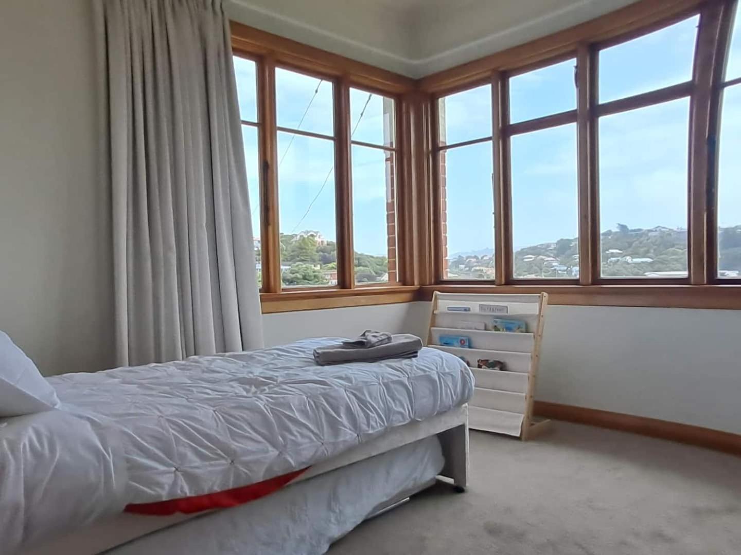 Stunning Family Home In Andersons Bay Dunedin Buitenkant foto